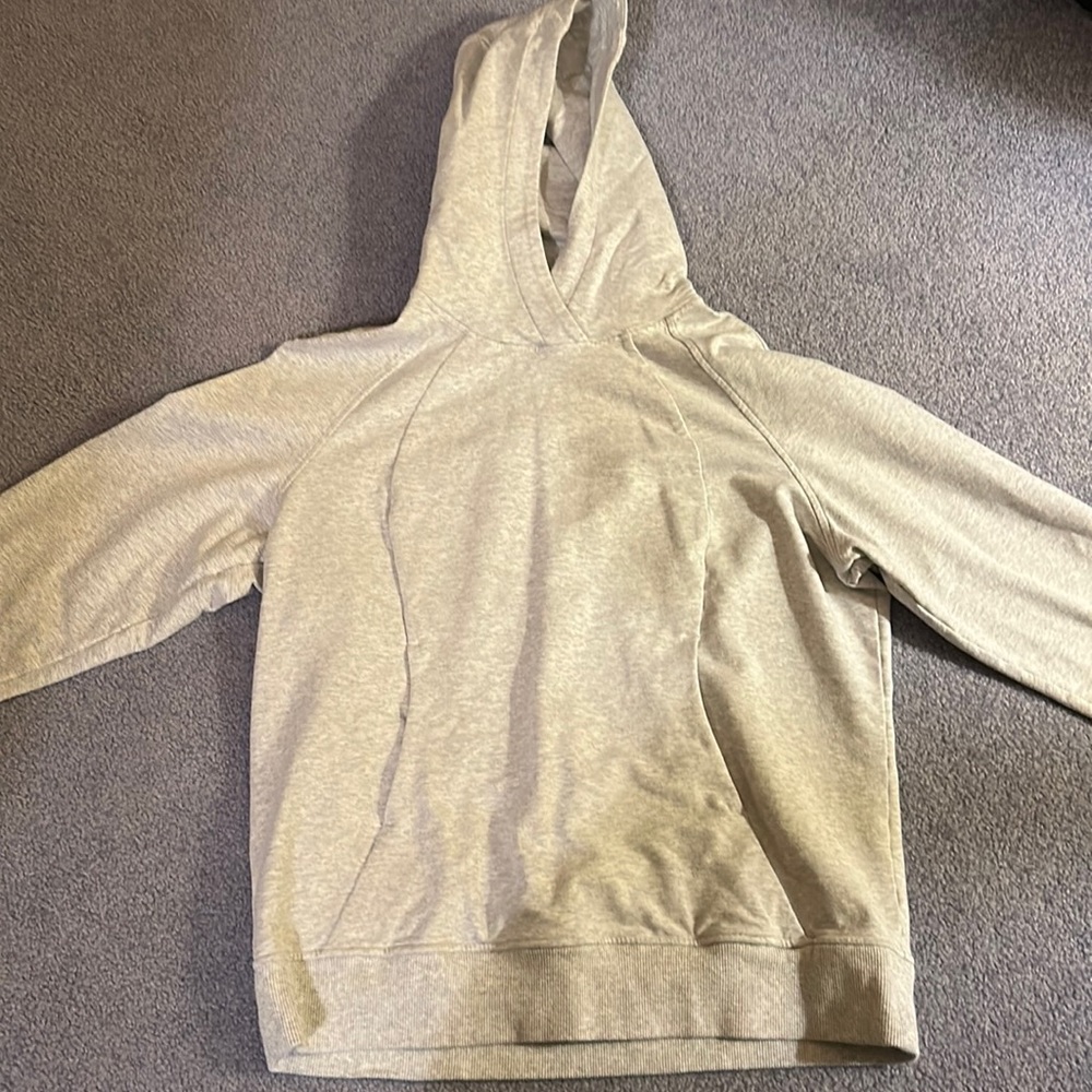 EUC women’s lululemon grey scuba hoodie size 10